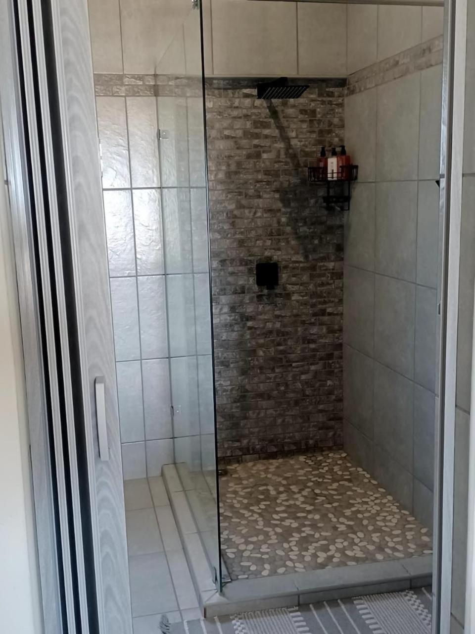 אאודטסהורן Oppi Draai Guesthouse מראה חיצוני תמונה
